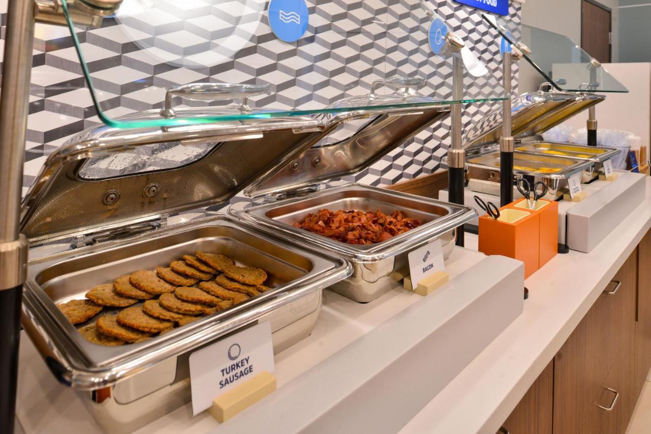 Holiday Inn Express Hotel & Suites Scott-Lafayette West By Ihg Esterno foto